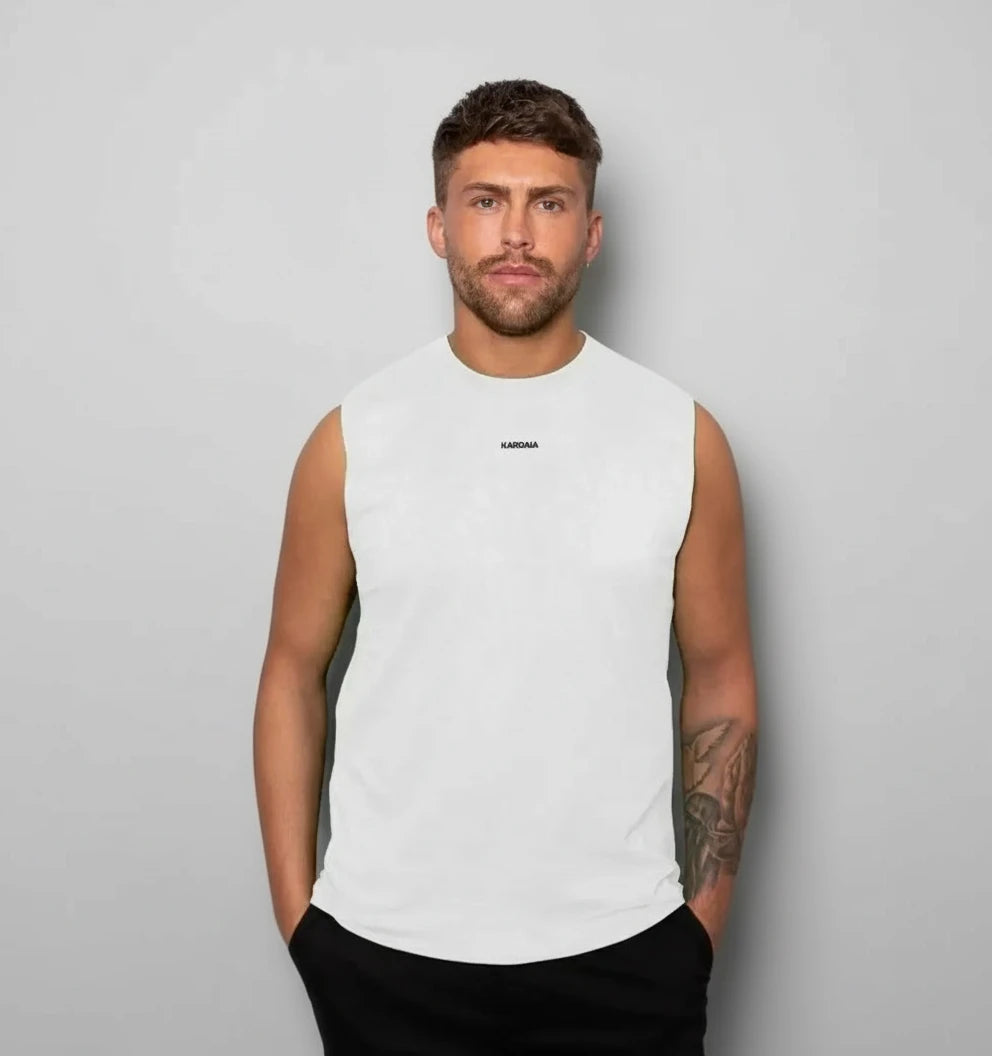 Débardeur blanc homme en polyester recyclé, vue de face rapprochée