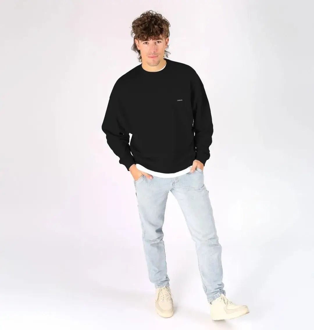 pull oversize noir KARDAIA pour homme, coton bio épais et coupe décontractée