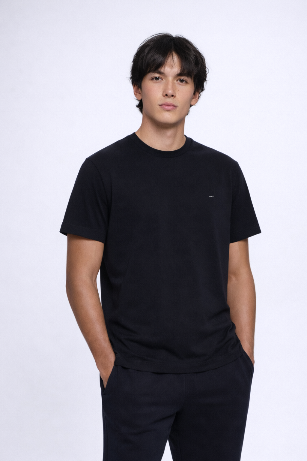 t shirt noir homme coton biologique coupe droite minimaliste KARDAIA