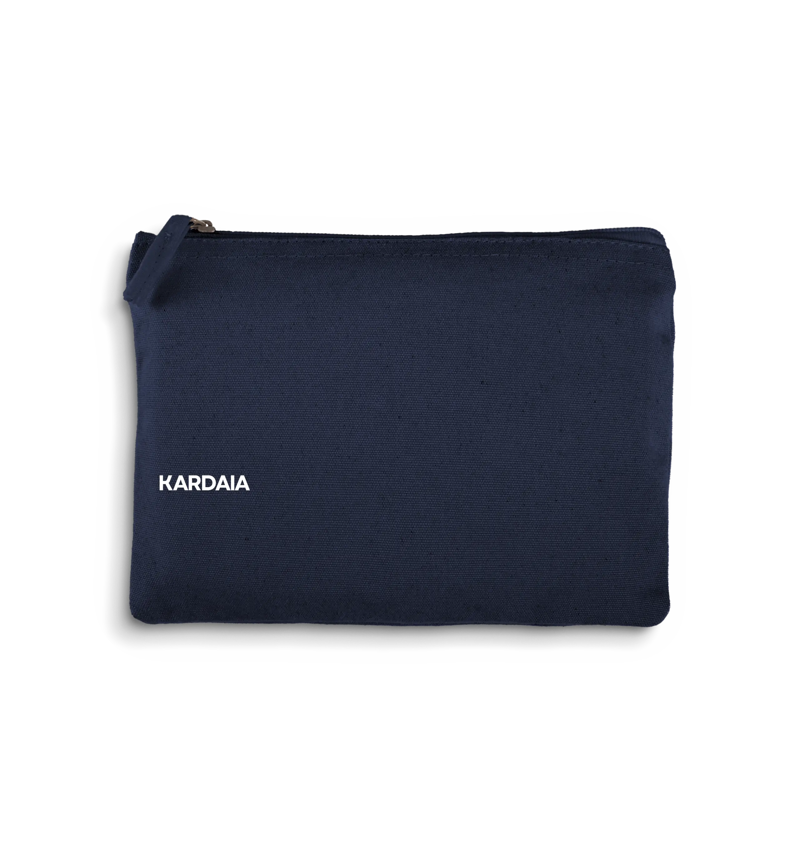 Pochette navy en coton biologique avec fermeture zippée, présentée en studio dans un style minimaliste